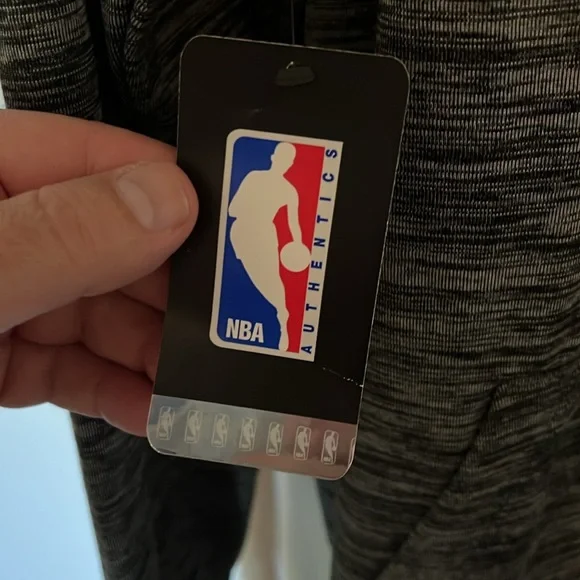 Nike Sacramento Kings pullover with front pocket. Size XL Tall NWT’s - Picture 6 of 7